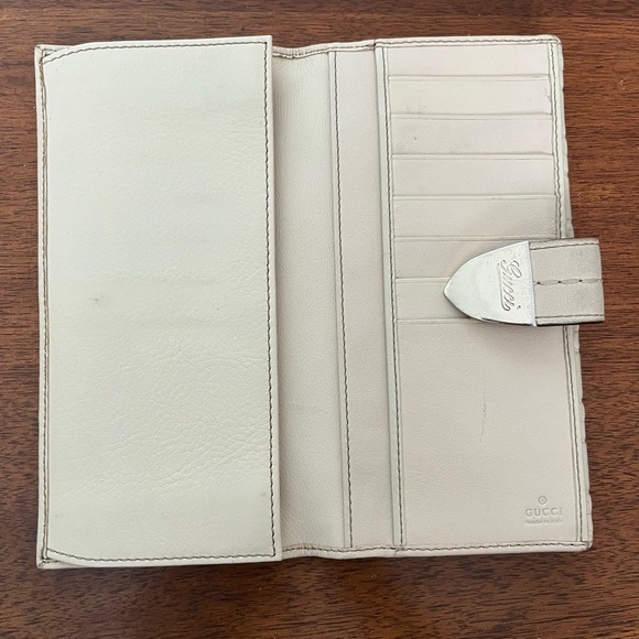 Gucci Leather Embossed Wallet - Picture 6 of 8